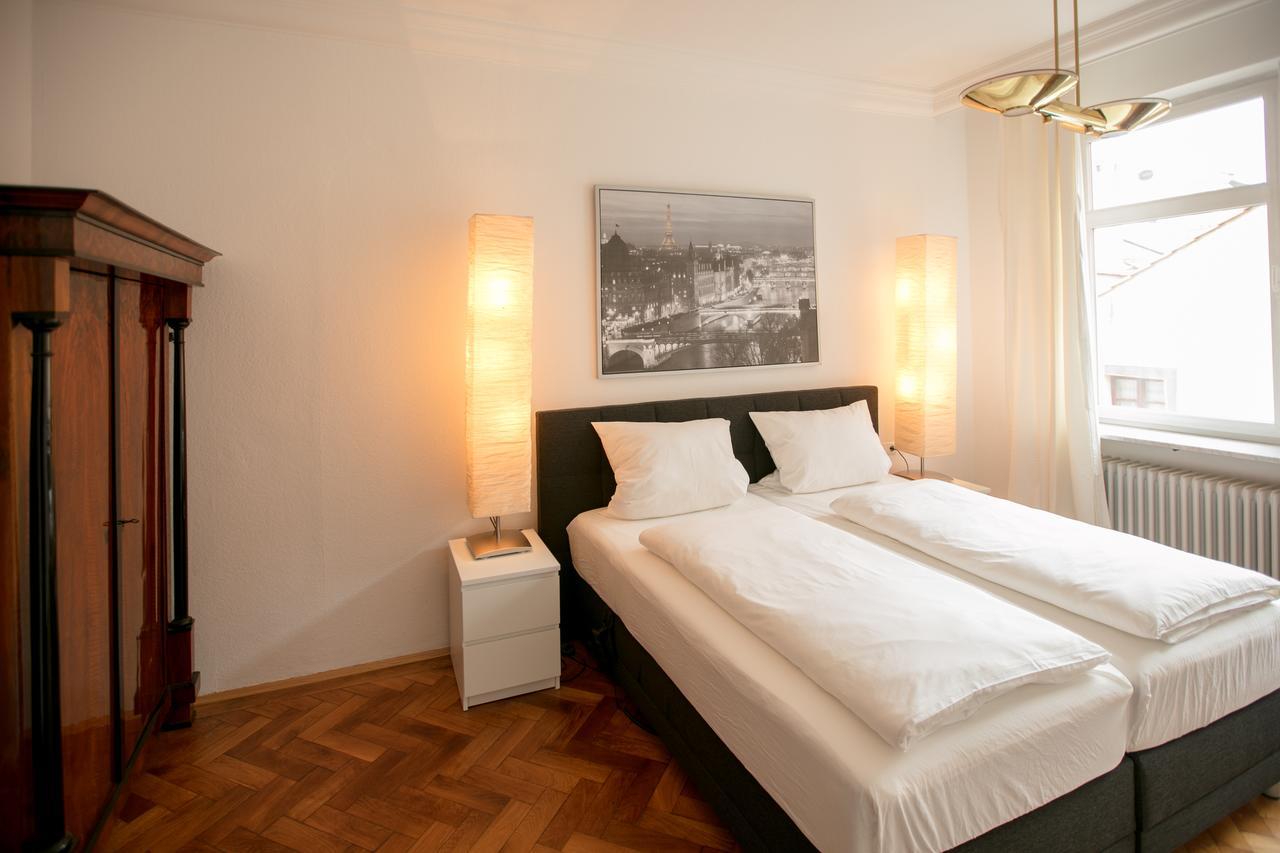 Palazzo Am Dom Aparthotel Регенсбург Екстериор снимка